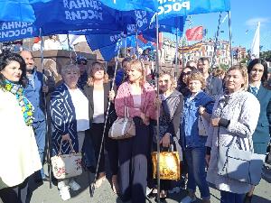 Сегодня сотрудники Владивостокского клинического родильного дома №3 приняли участие в митинге в поддержку референдумов и мобилизации
