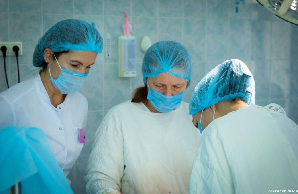 Уникальная операция в роддоме №3: успешное сочетание кесарева сечения и удаления миоматозных узлов Уникальная операция в роддоме №3: успешное сочетание кесарева сечения и удаления миоматозных узлов